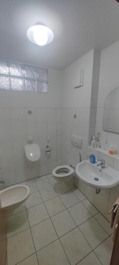 Ferienwohnung Zwischen Rhein Und Schwarzwald Bischweier Exterior foto